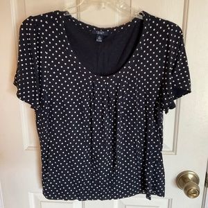 Women’s XL stretchy polka dot shirt